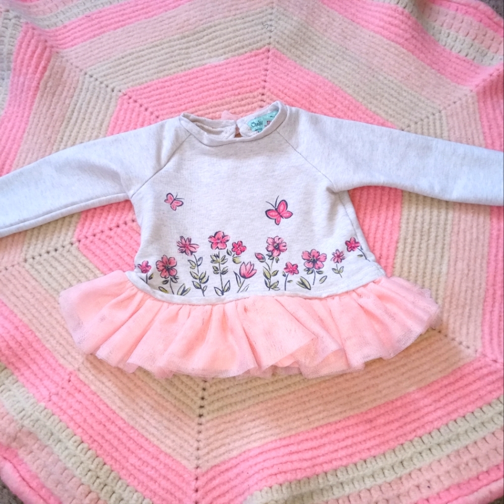 chelsea's corner tutu shirt->bundle 5 for $25